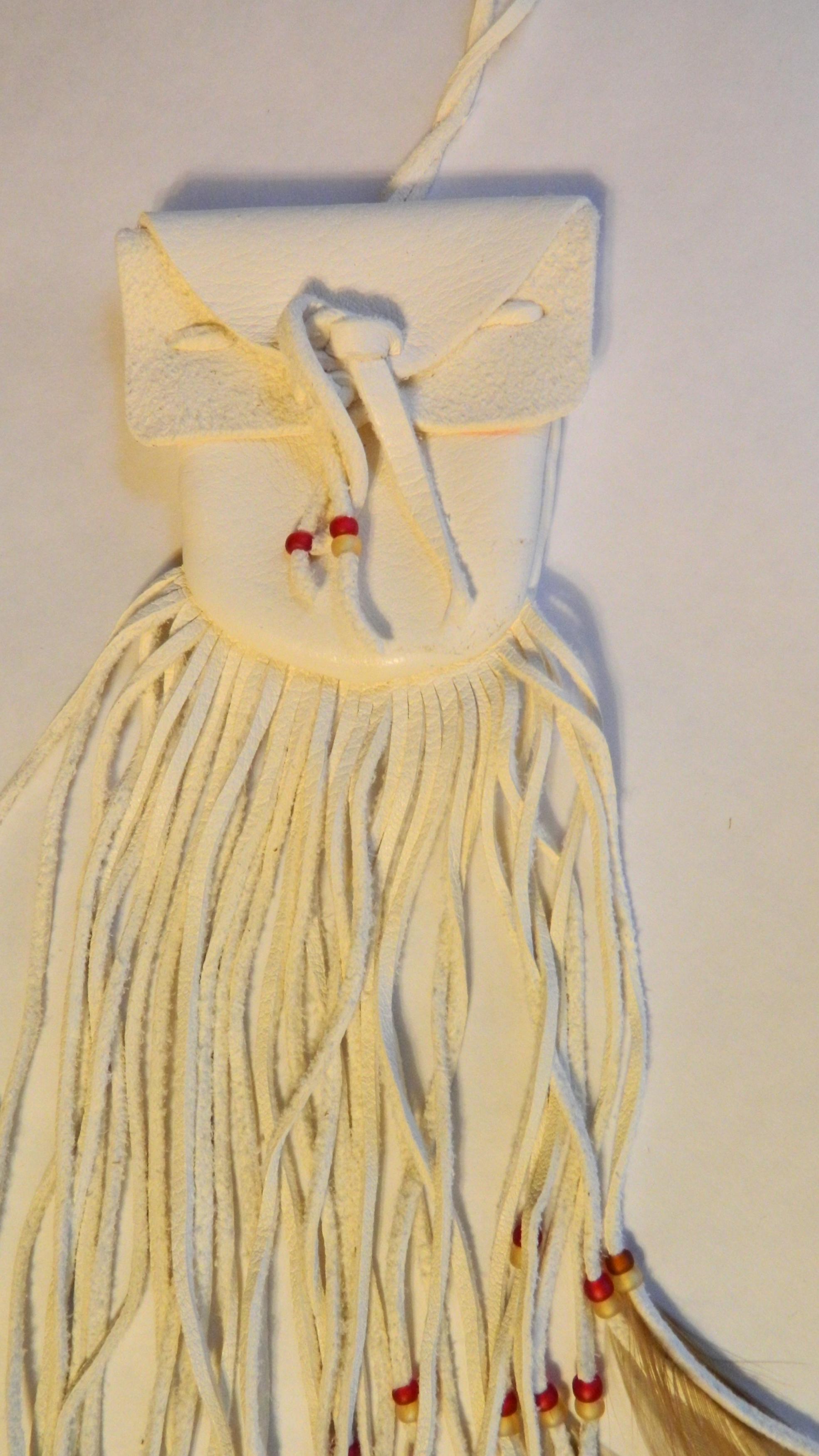 Handcut White Leather Pouch With Fringe on Luulla
